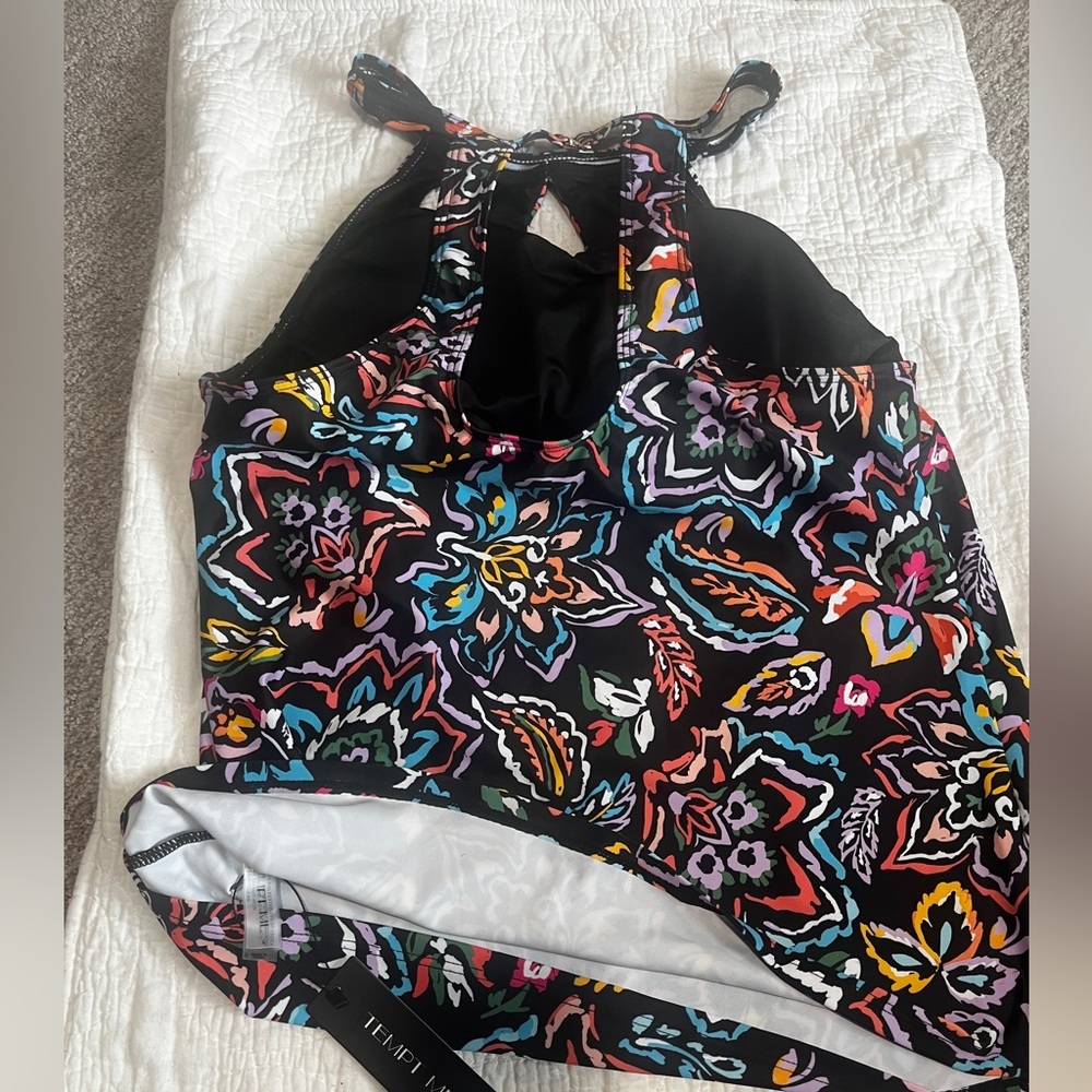 Tempt Me Colorful Paisley High Neck Tankini Top Backless  Key Hole Top Only L - Picture 9 of 9